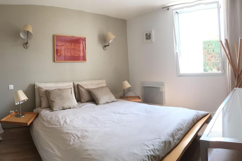 T2 St Martin Du Touch Airbus Quiet And Spacious Appartement *